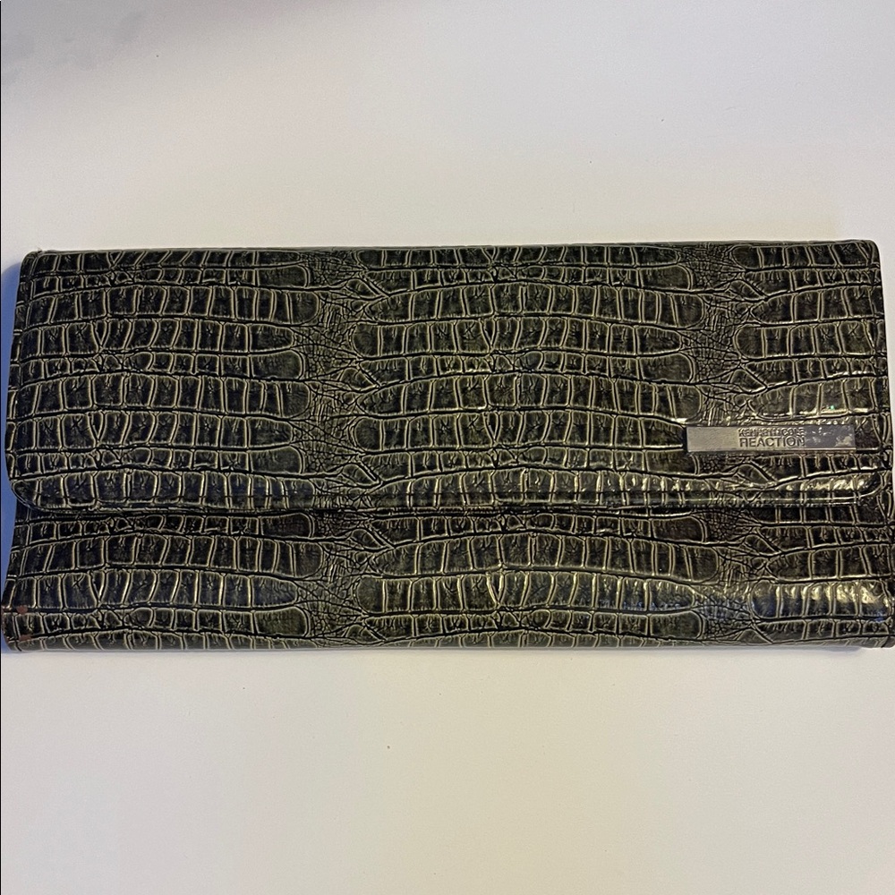 Kenneth Cole Reaction Wallet/clutch